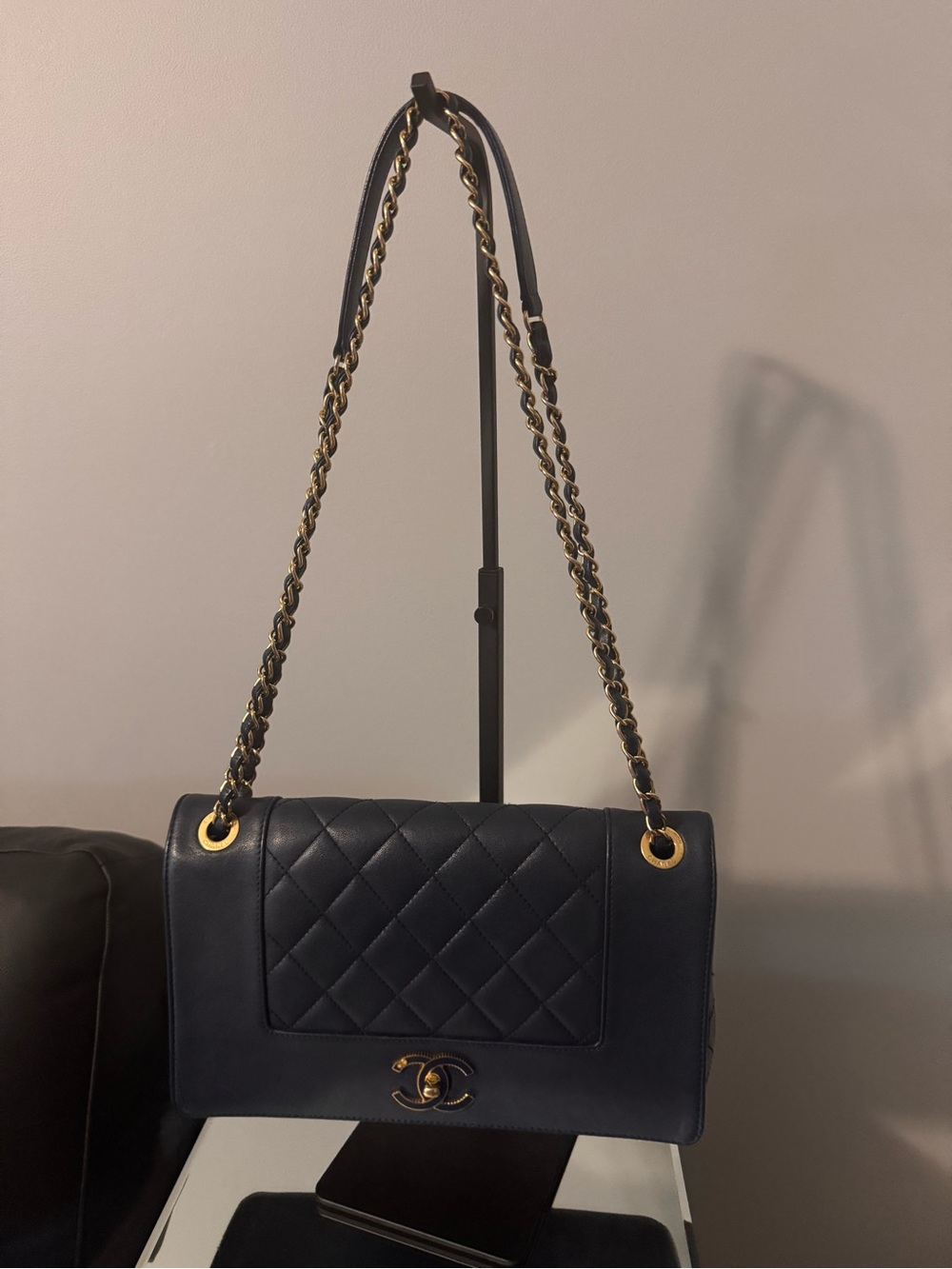 CHANEL Navy Quilted Leather Shoulder Bag with Gold Chain